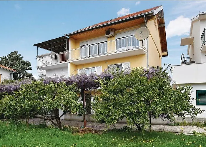 Stupin Celine Podglavica